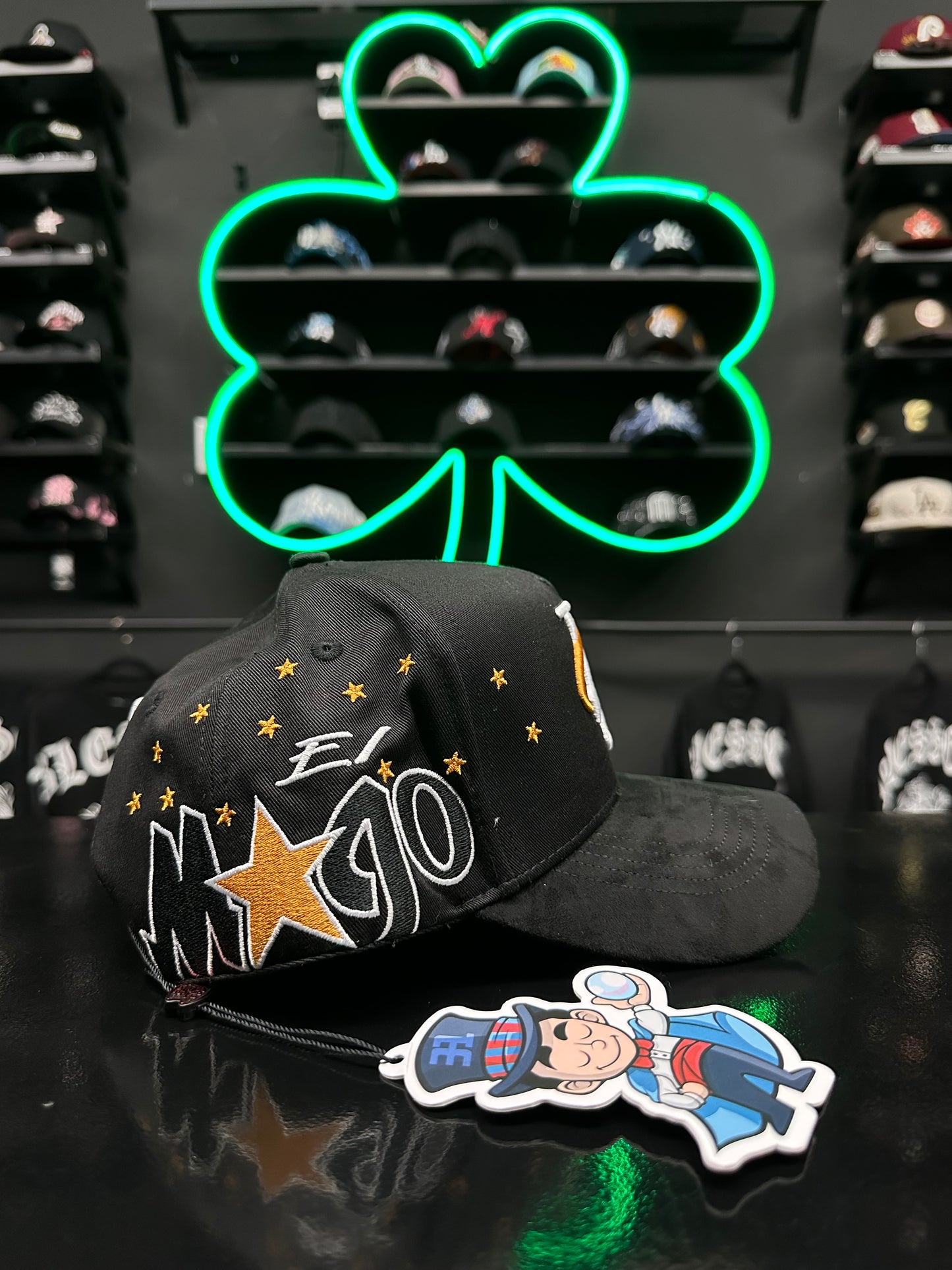 31 hats el mago