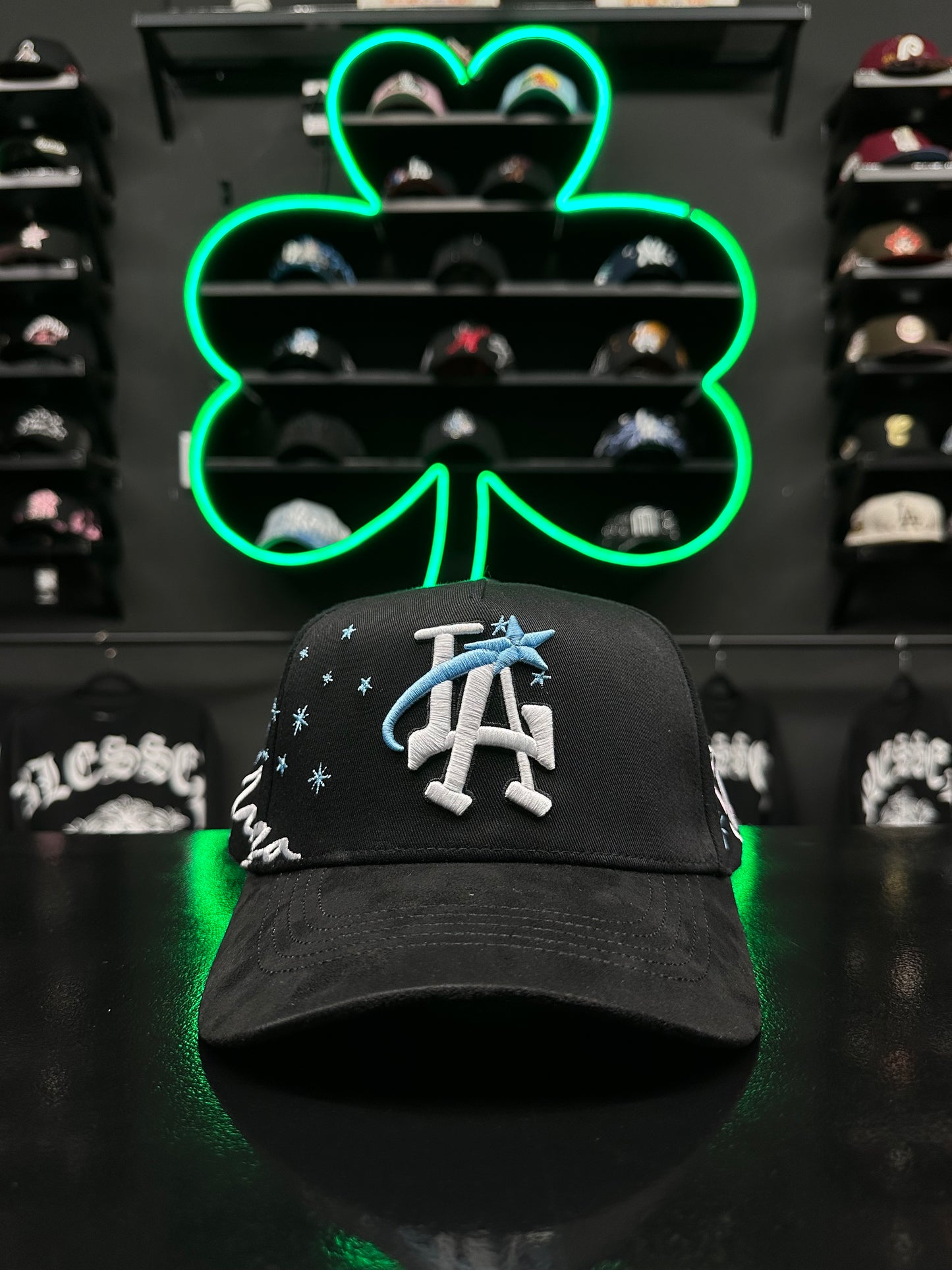 31 hats el mago