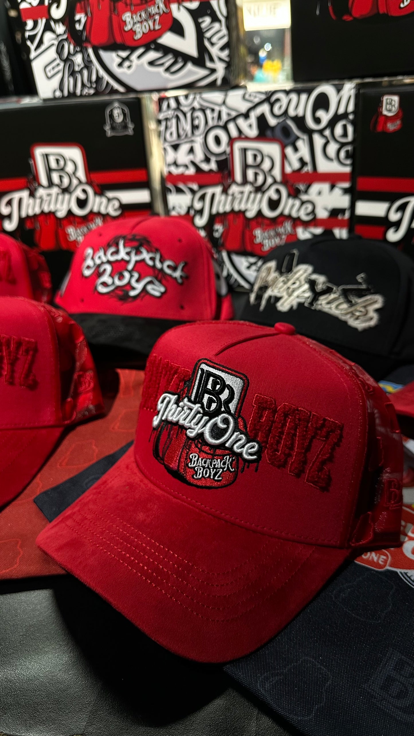 31 hats x Backpackboyz