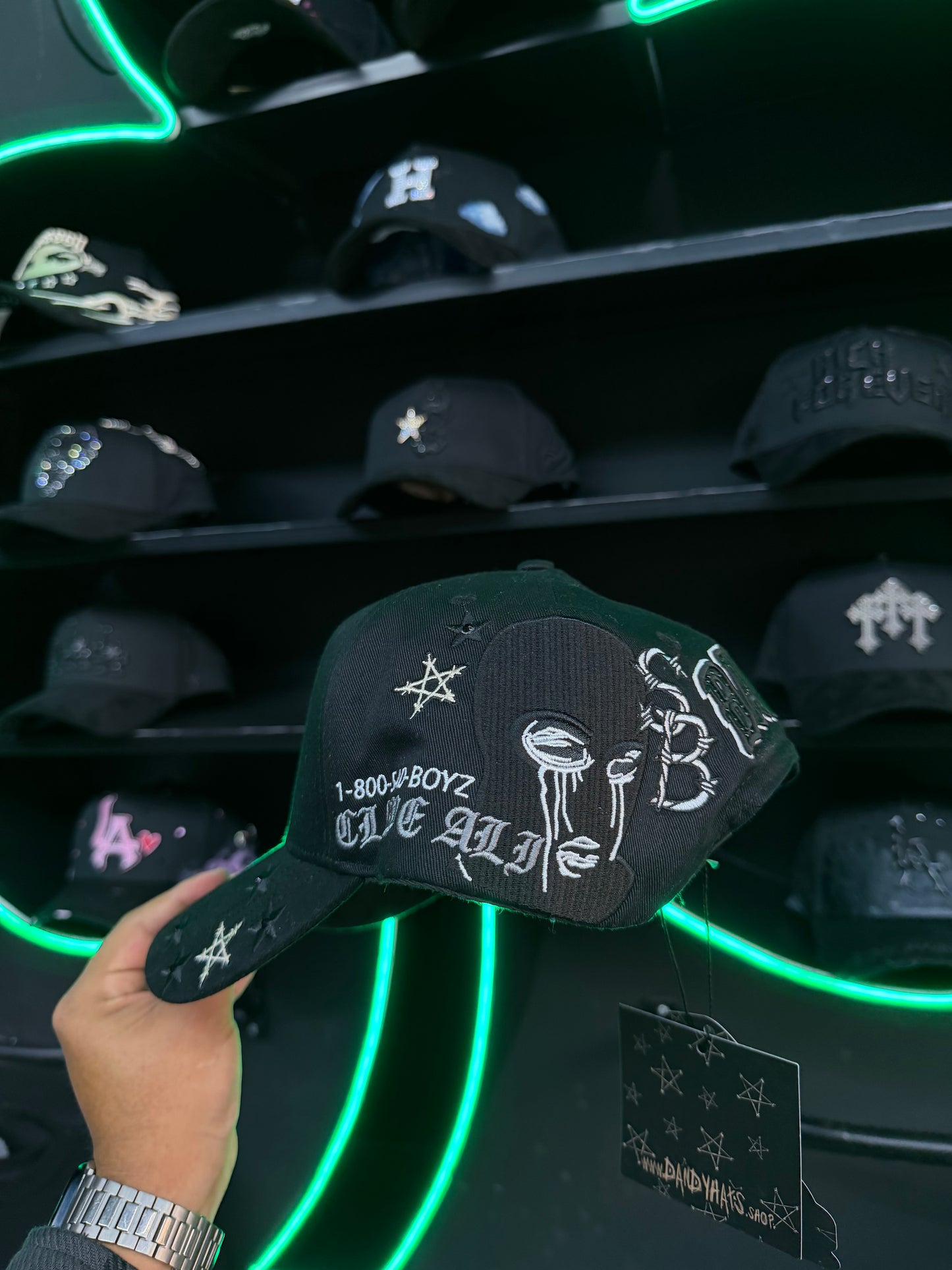 Dandy hats “Clave allí 2.0”