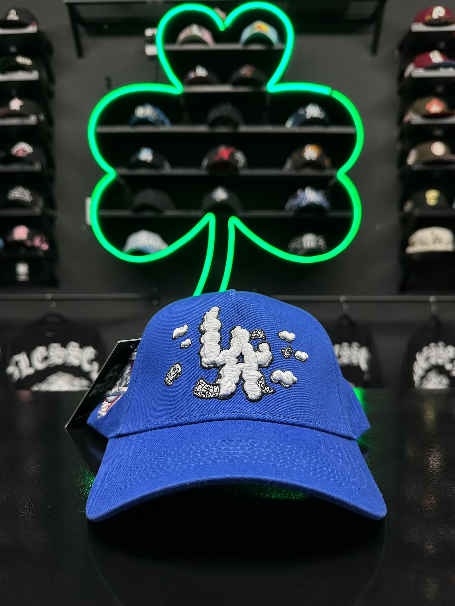 31 hats LA cloud