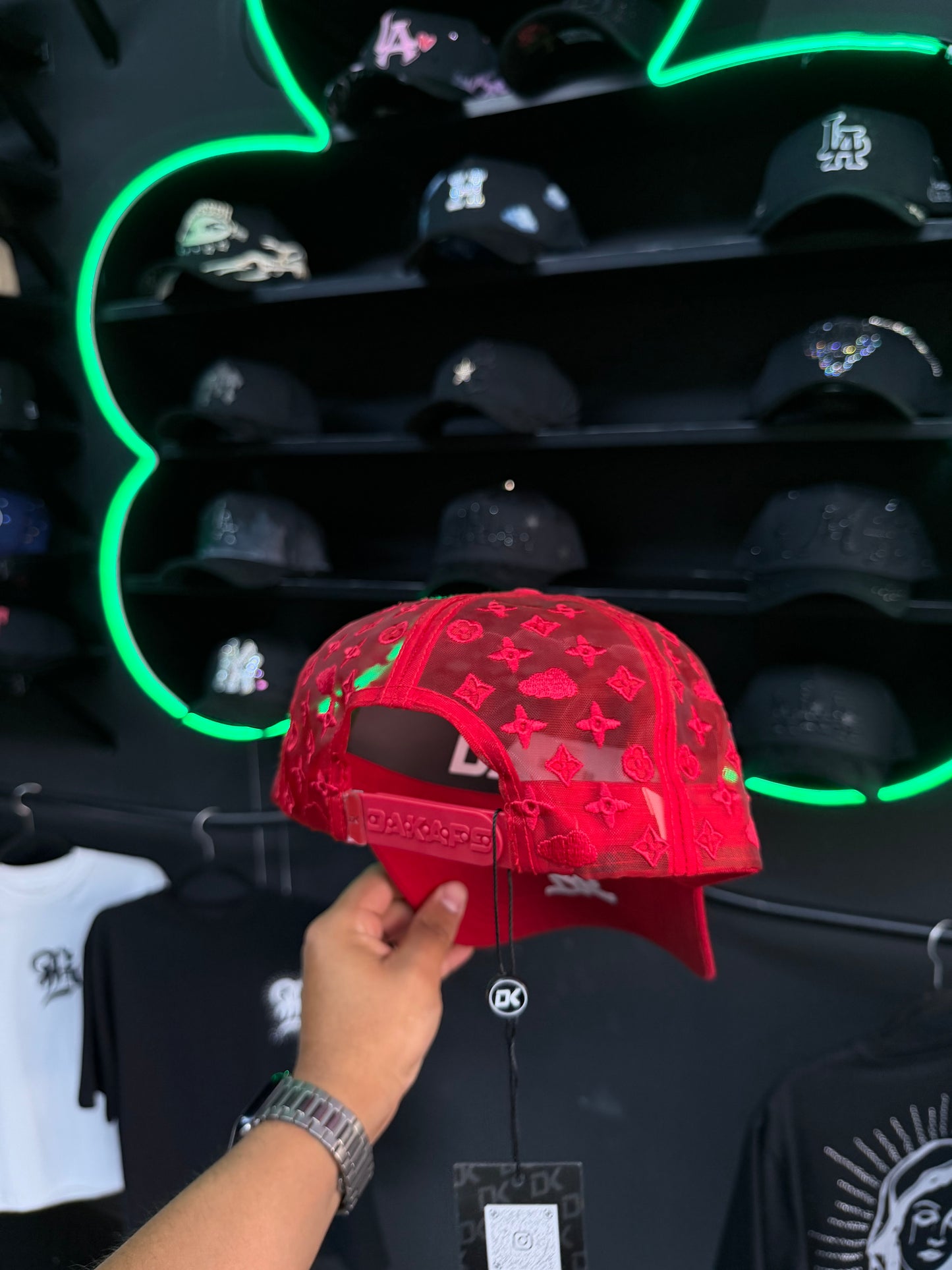 Dakaps “La Red Whithe”