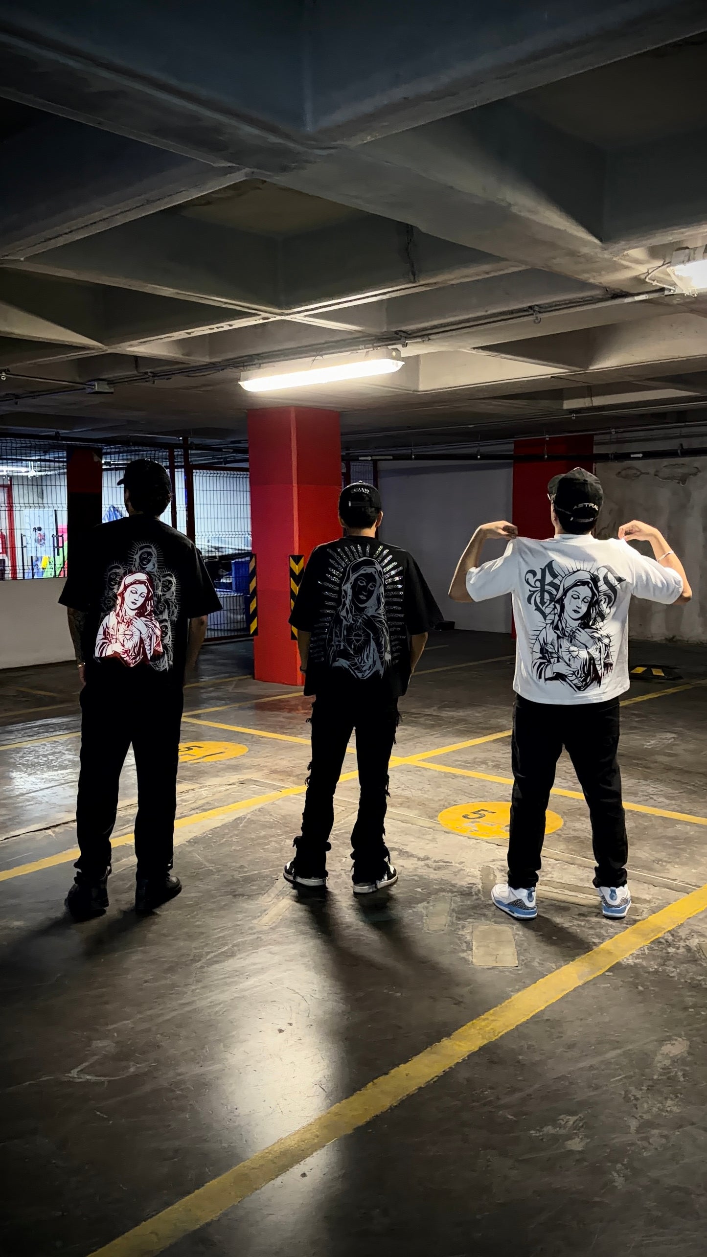 Sagrada multitud - Maria GPM TEE