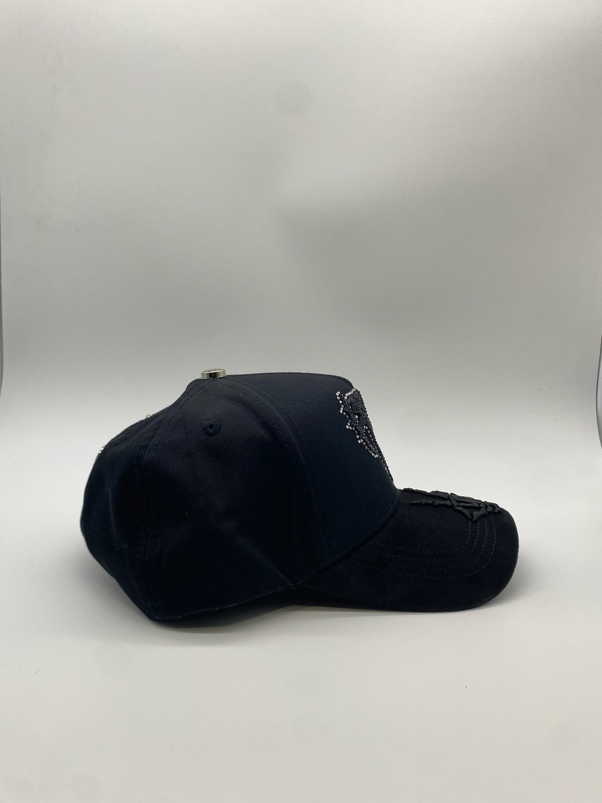 BARBAS HATS "CRIME"