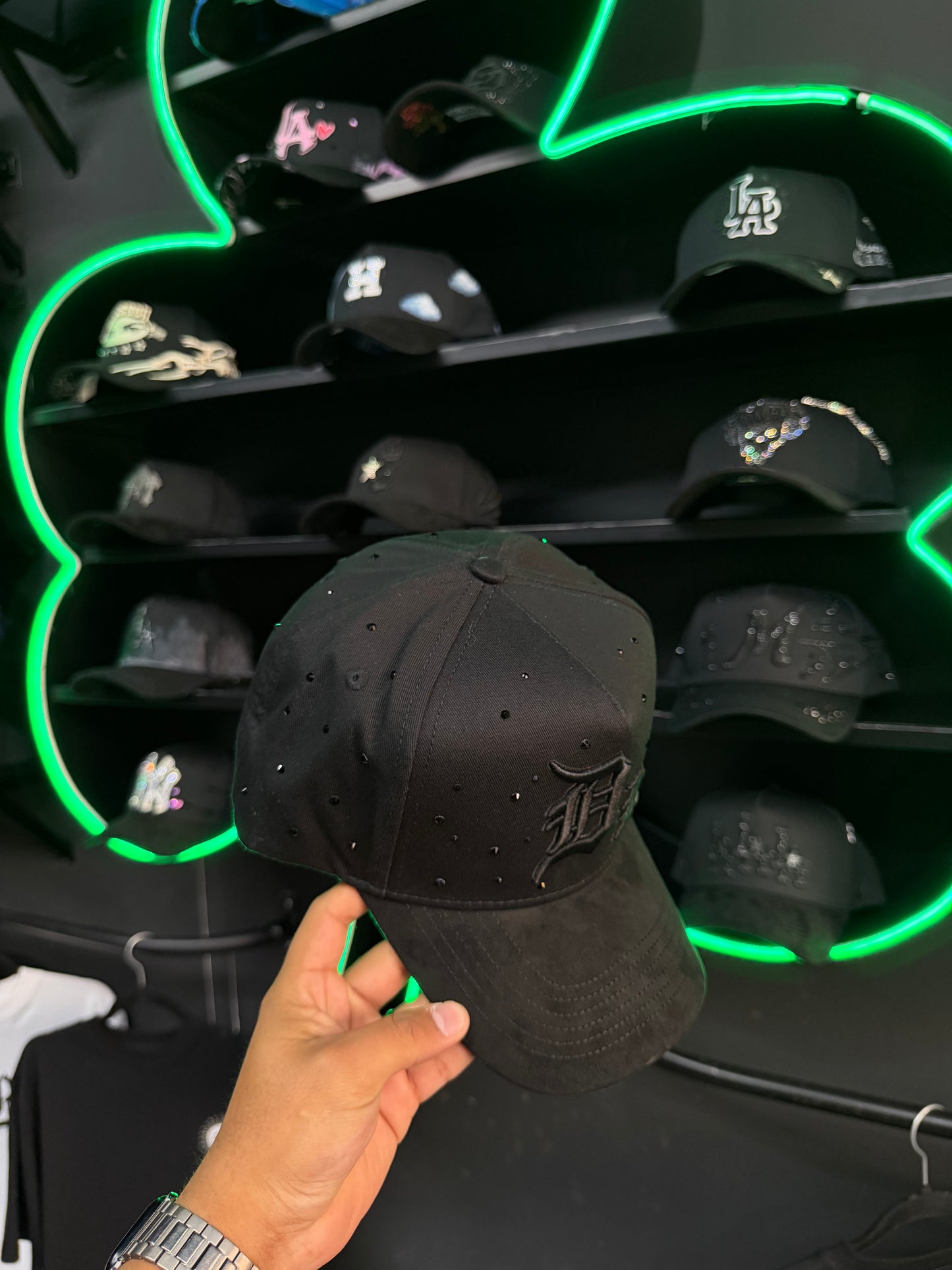 Dakaps “Crystals”