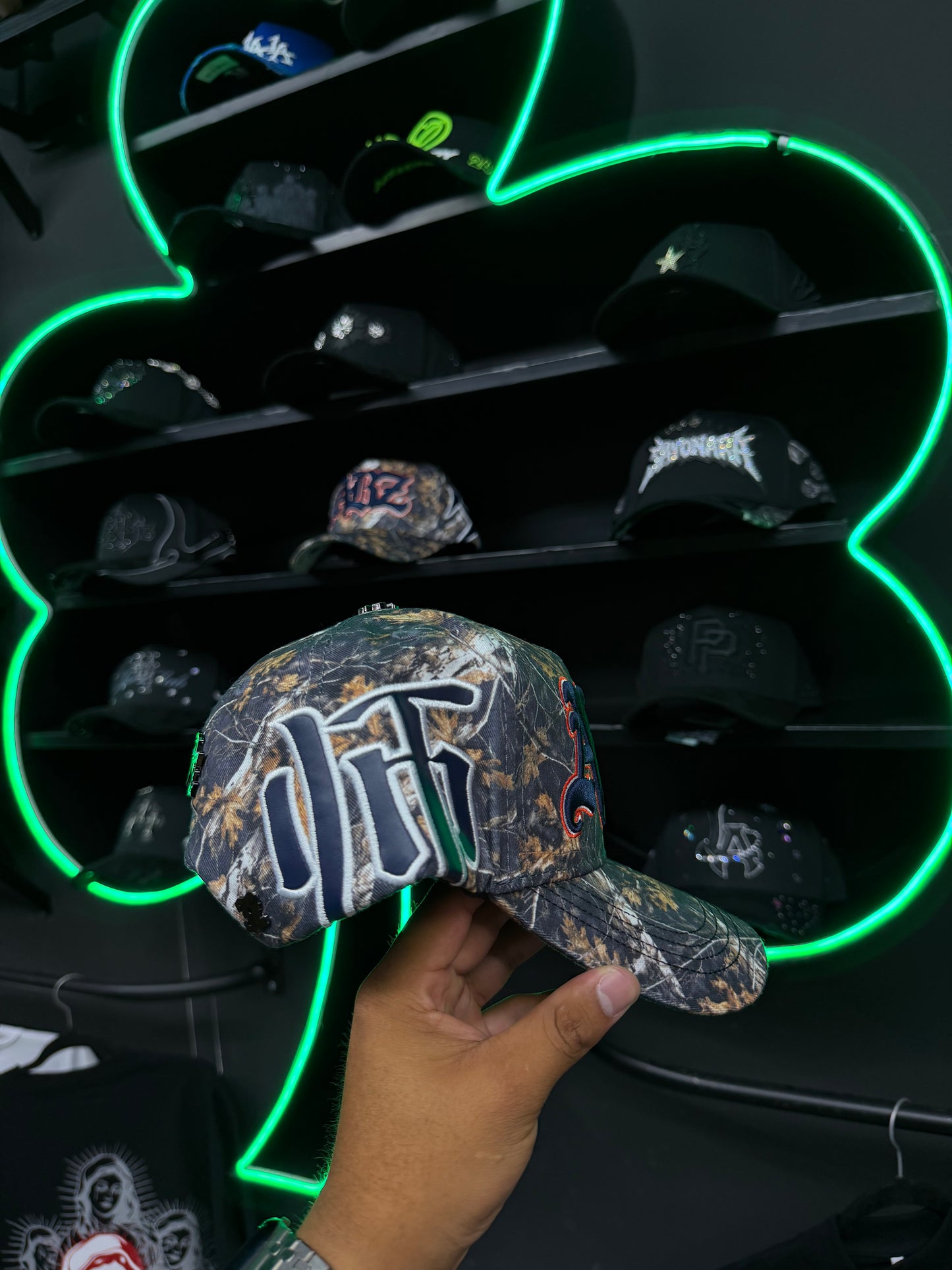 Baez x Adriano Zendejas  2.0 "camo"