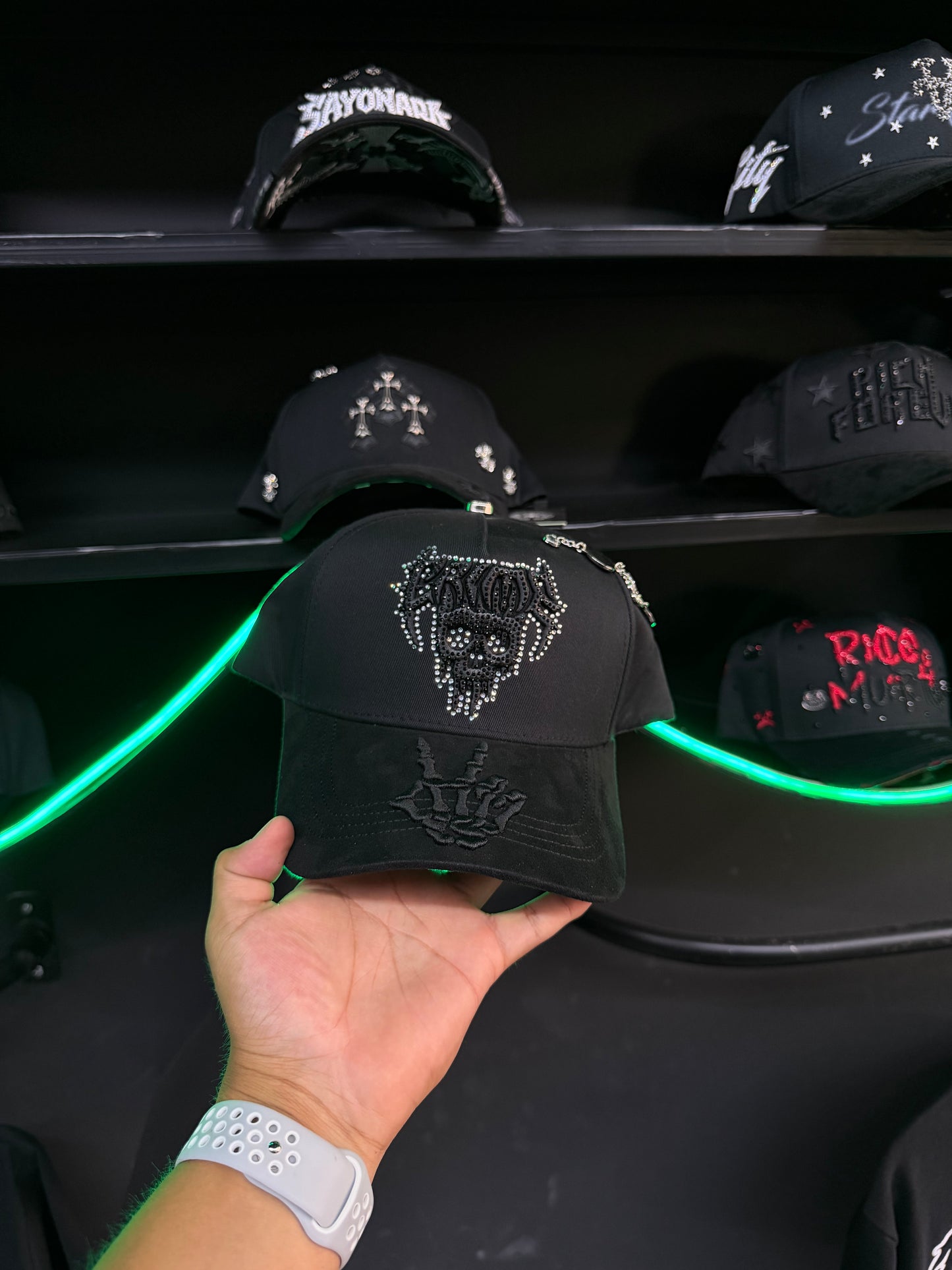 Barbas Hats Crime