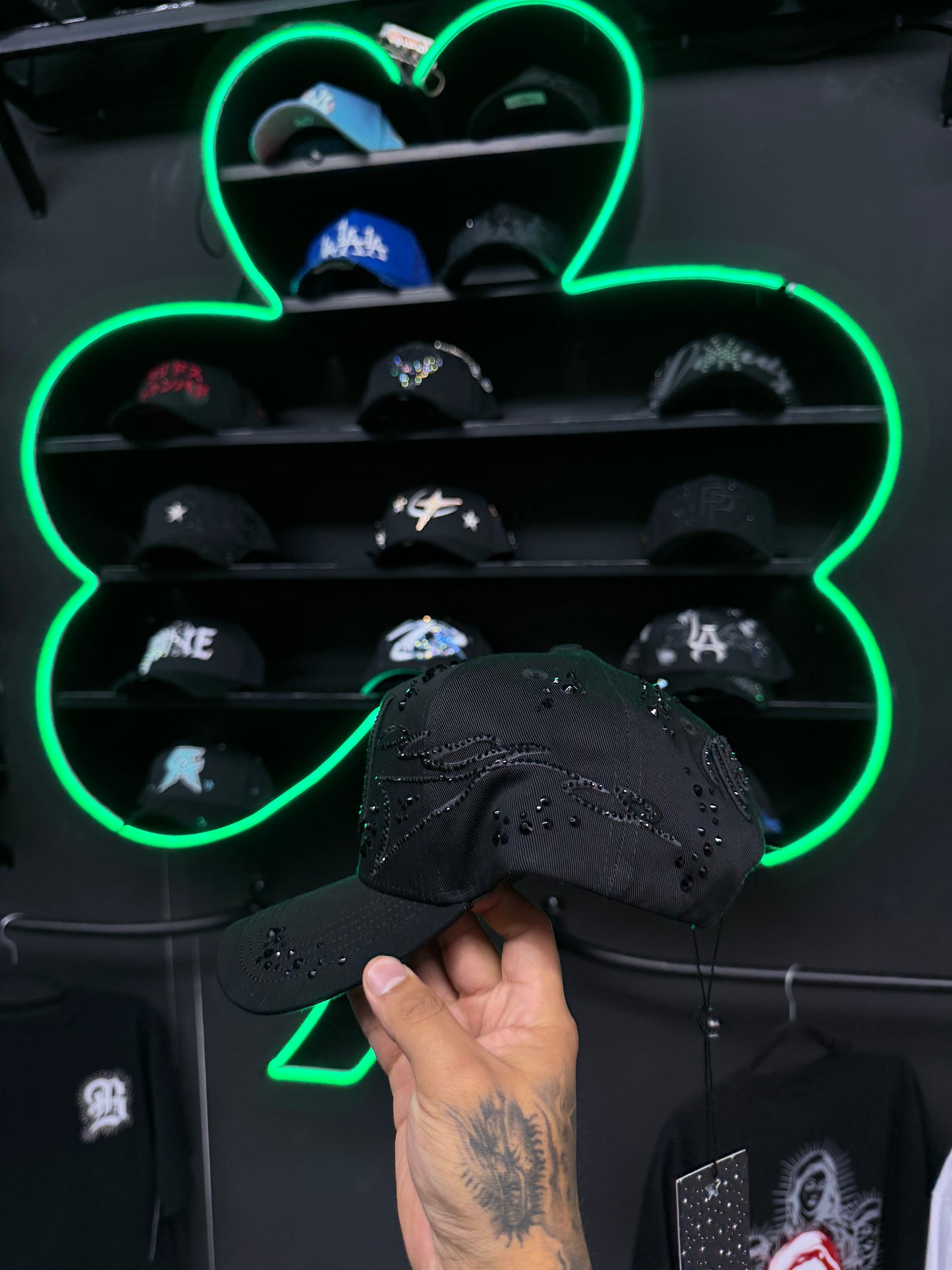 El mago x 31 hats “Total Black”